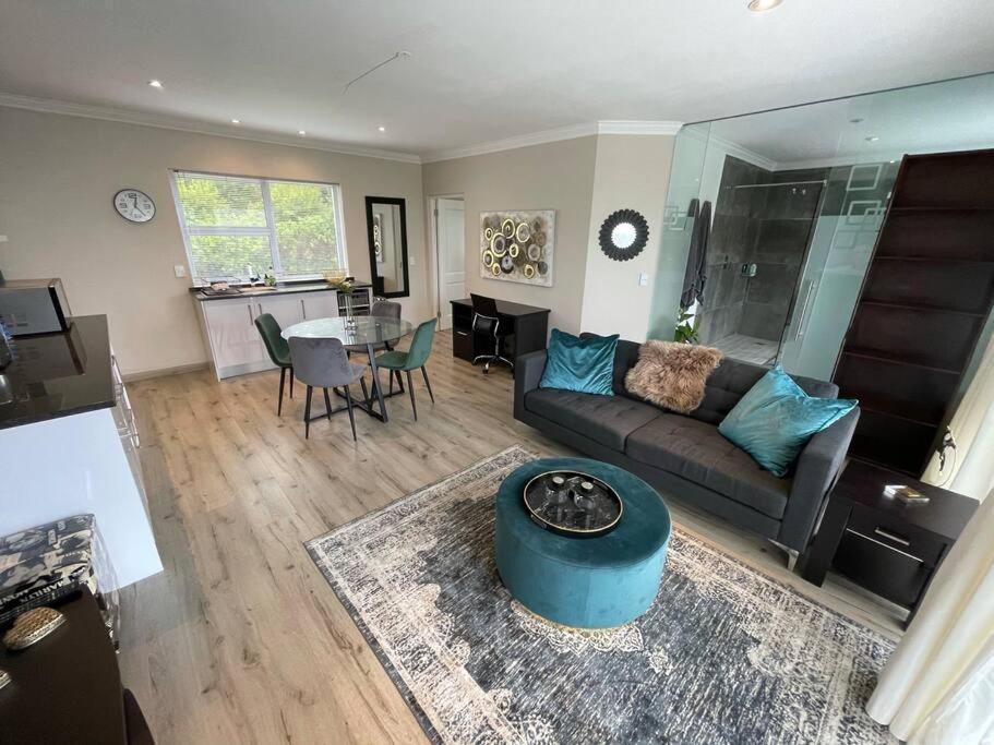 The Palm Hout Bay Apartment